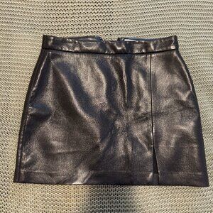 Wilfred Black Faux Leather Mini Skirt Size 8